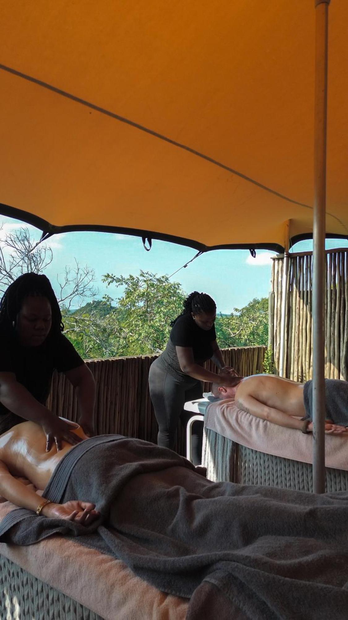 Ndhula Luxury Tented Lodge Уайт Ривър Екстериор снимка